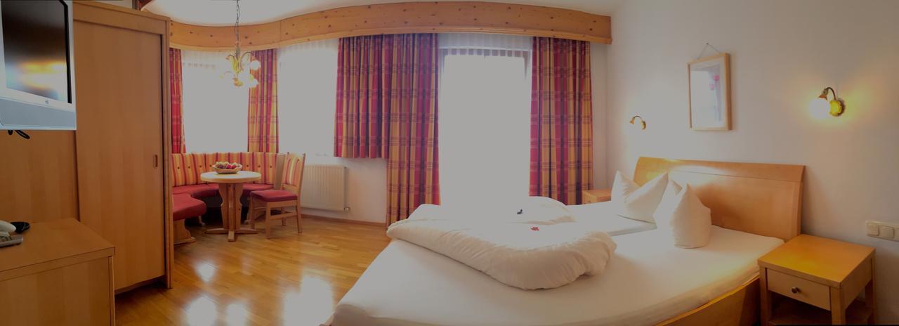 Hotel Garni Apart Elfriede Fiss Eksteriør bilde