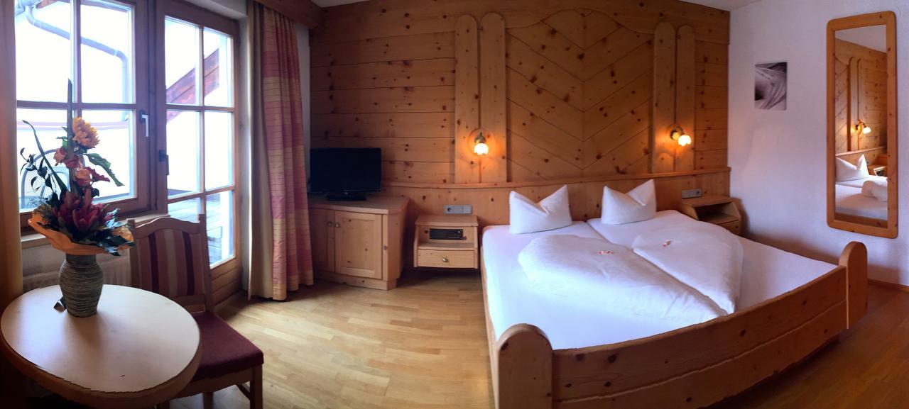 Hotel Garni Apart Elfriede Fiss Eksteriør bilde